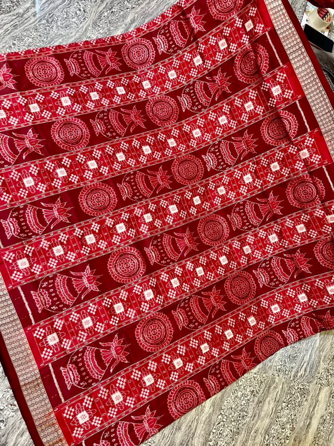Buy OdiKala sambalpuri cotton saree(Pasapalli design in red color base) at  Amazon.in