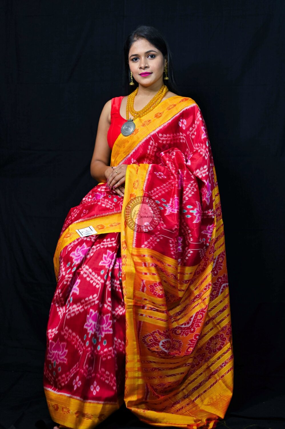 Black red handloom khandua silk saree – GoCoop