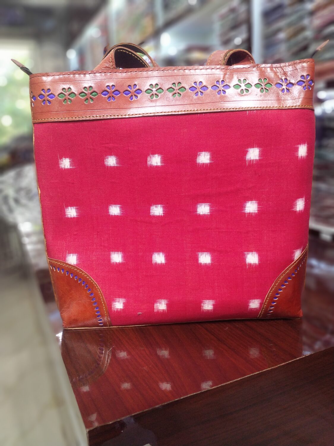 NEW! Saddle Bag Purse Strawberry Collection – Creative Farm Girl